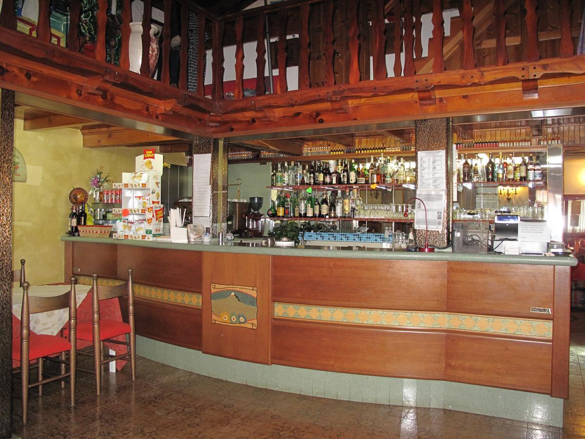 Hotel Ristorante La Nuova Fattoria كارسولي المظهر الخارجي الصورة