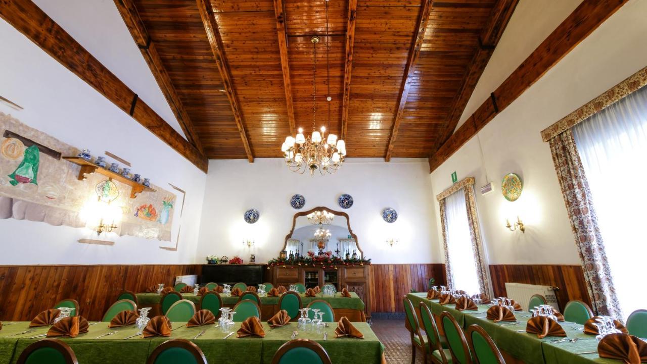 Hotel Ristorante La Nuova Fattoria كارسولي المظهر الخارجي الصورة